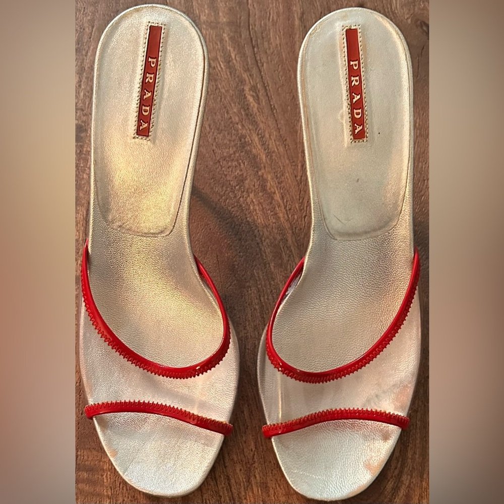 LADIES PRADA VINTAGE SILVER & RED TRANSLUCENT HEELS - SIZE 8.5